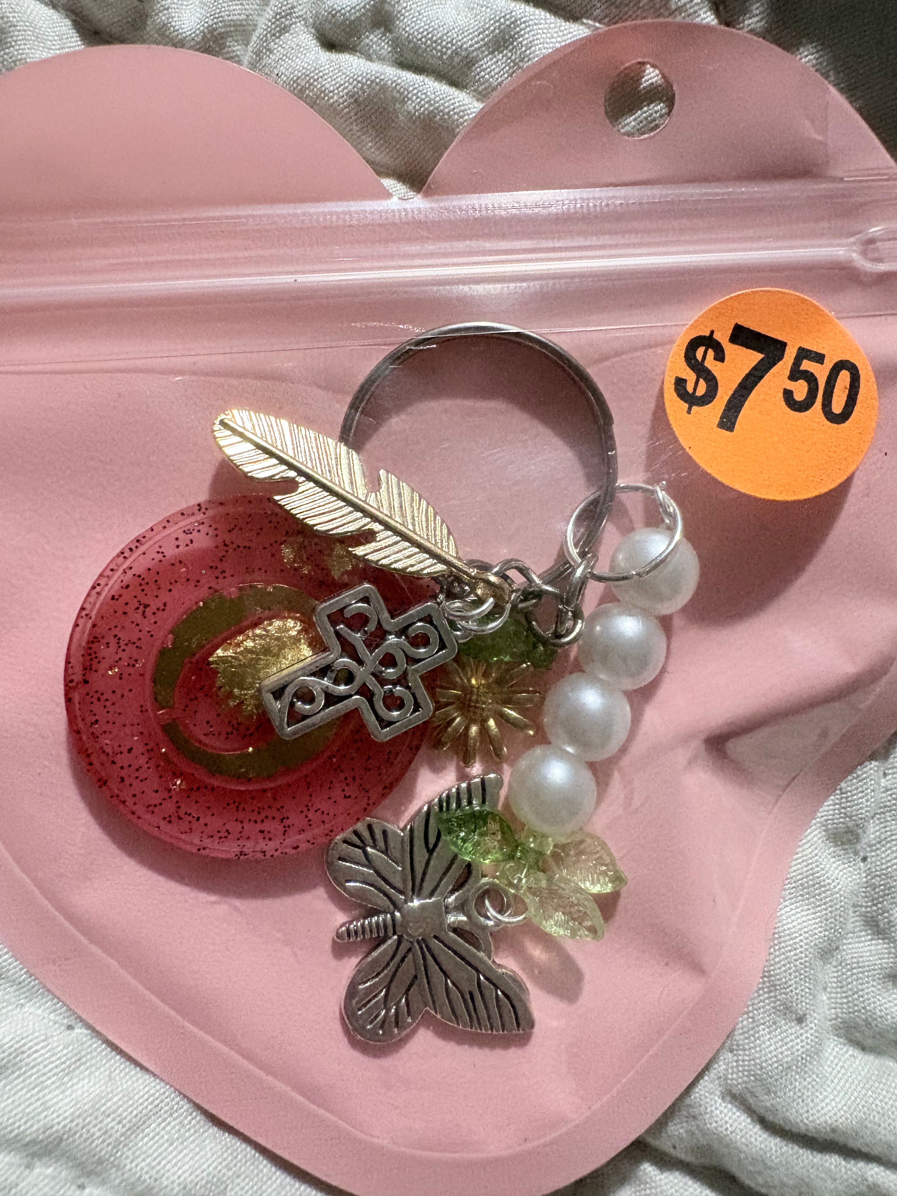 O initial keychain charm